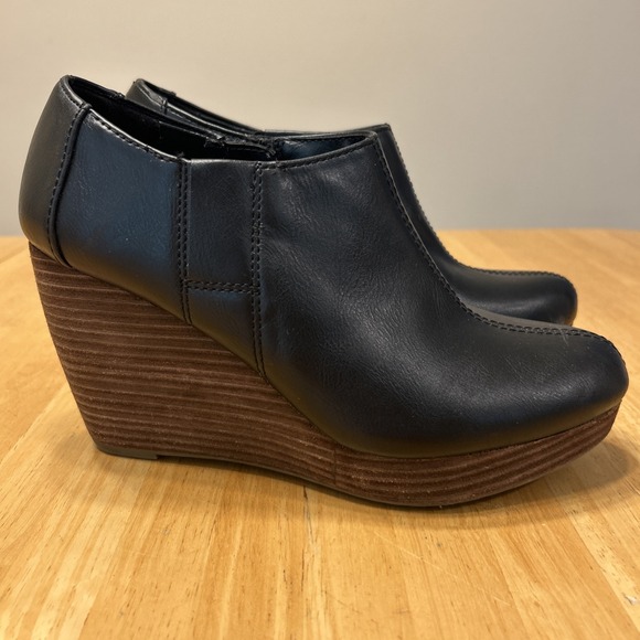 Dr. Scholl's Harlie Black Wedge Ankle Boots‎ 8M Zipper Comfort Cushioned - Picture 1 of 11